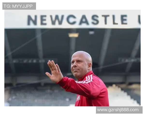 利物浦与大巴黎对决分析双方战术特点及关键球员表现