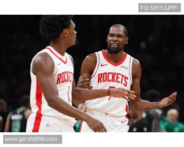 火箭季后赛对决快船的精彩瞬间与战术分析