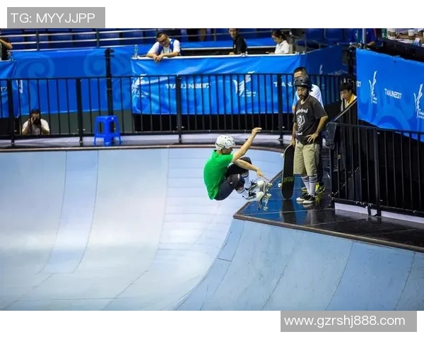 黄丽独家揭秘滑板技巧与心得分享助你轻松入门与提升滑板水平