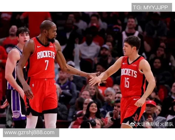 2013年火箭队与活塞队精彩对决回顾及赛季表现分析