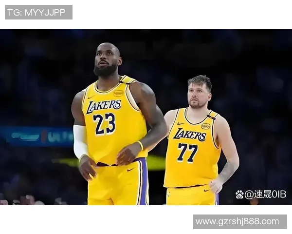 2017季前赛湖人与快船的精彩对决回顾与分析 2017季前赛湖人与快船的精彩对决回顾与分析