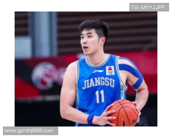 吴冠希：从篮球新星到职业生涯巅峰的励志之路与成长故事